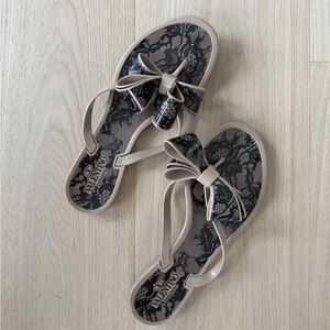 Authentic Valentino Black Lace-Print Bow Thong Sandals with Beige Trim